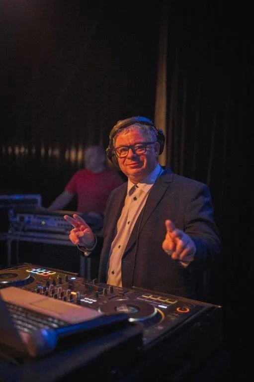 diskzokej.cz - obrázek 1