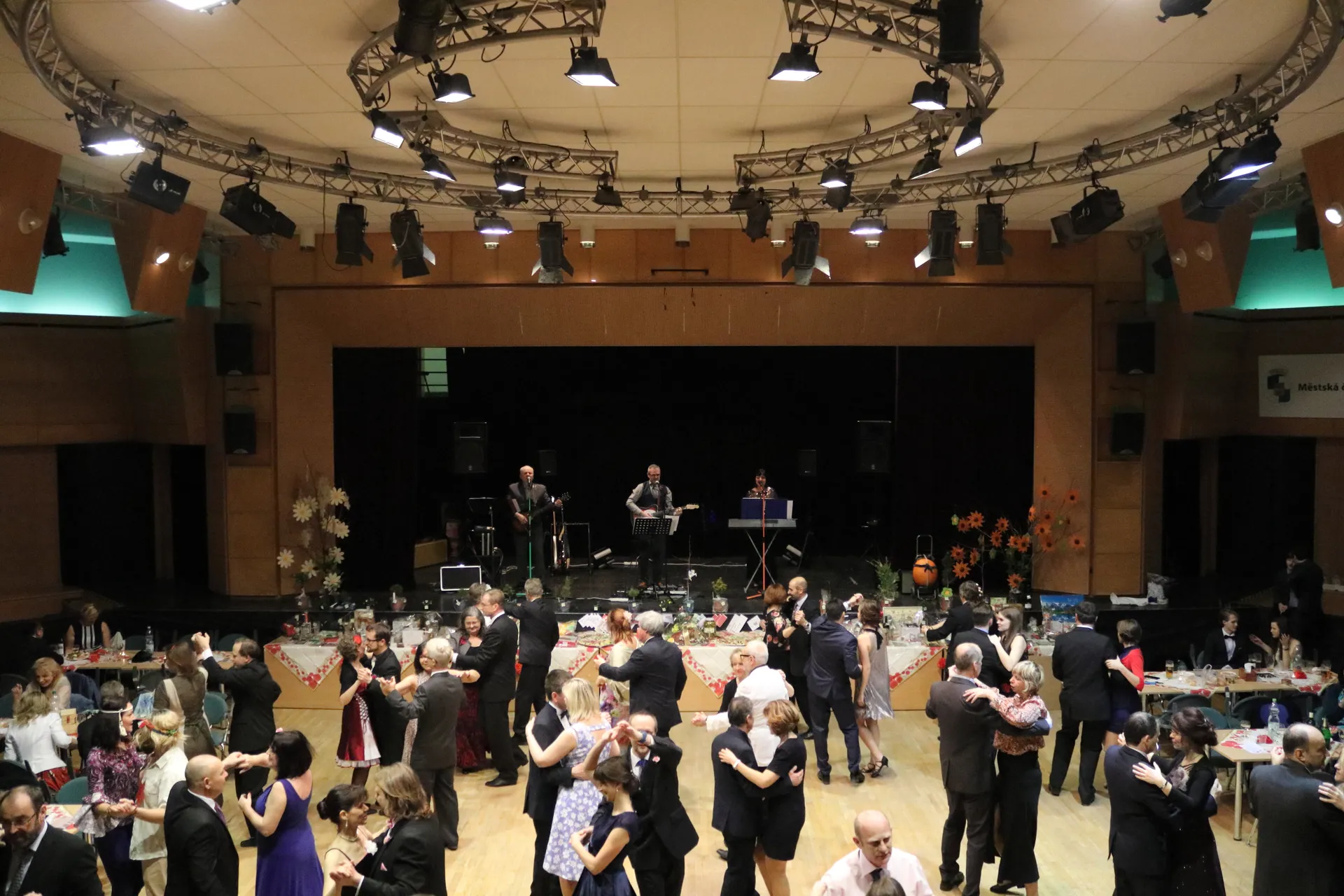 Fenix Music - obrázek 1