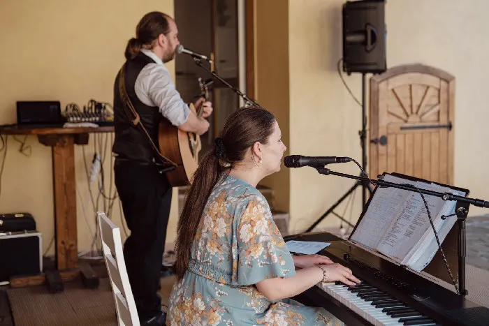 Anyone band - obrázek 1