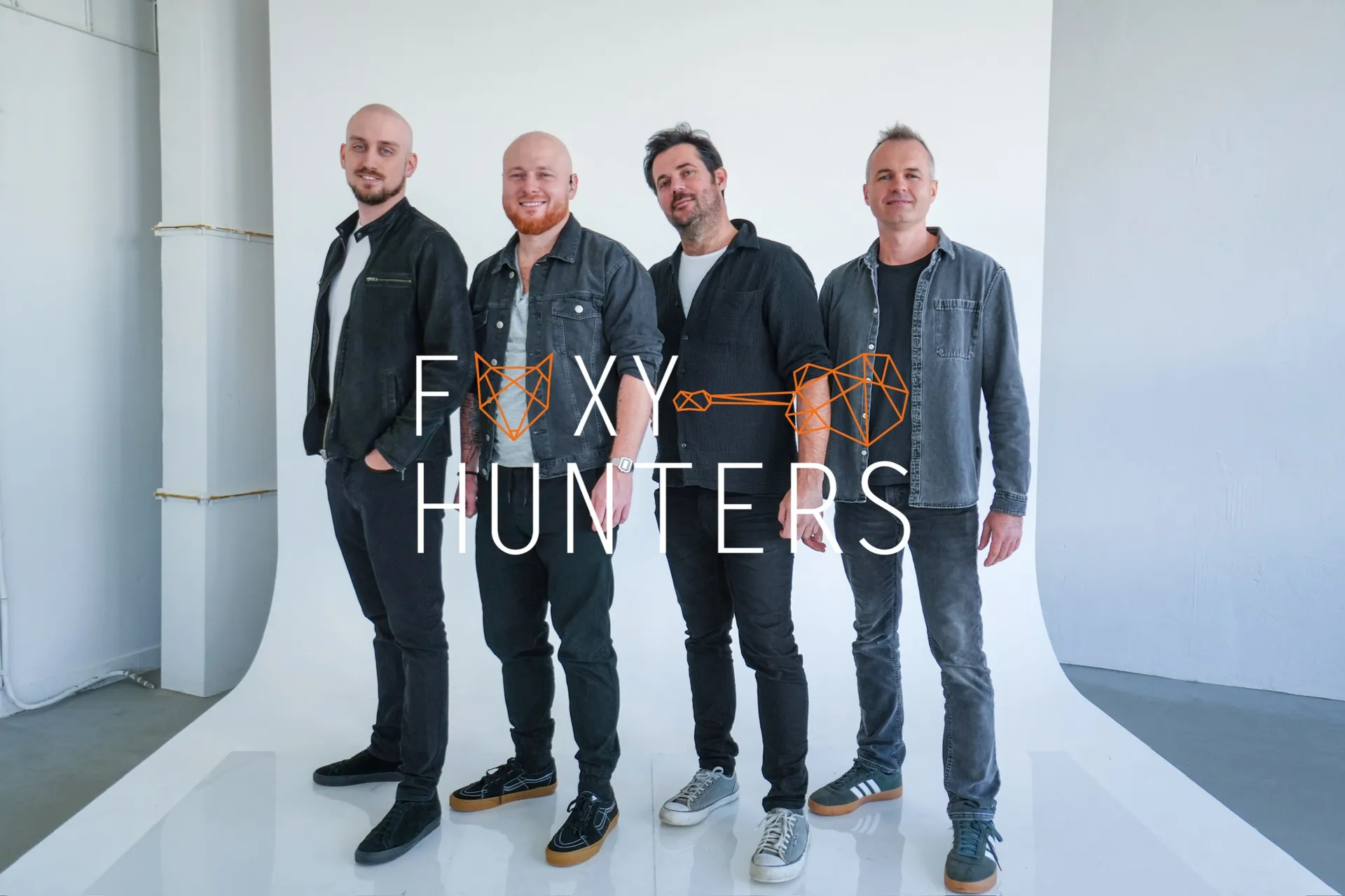 Foxy Hunters - obrázek 1