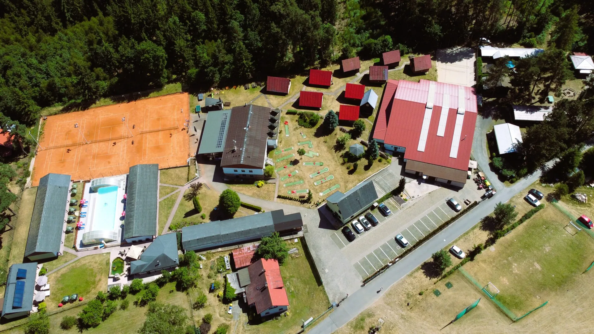 Sportovně rekreační areál Ráj - obrázek 1