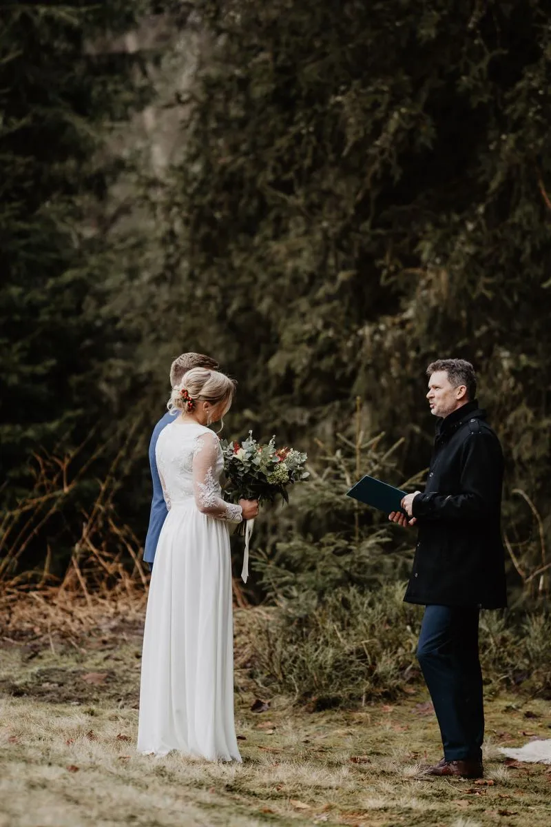 Svatby v Jizerkách - obrázek 1