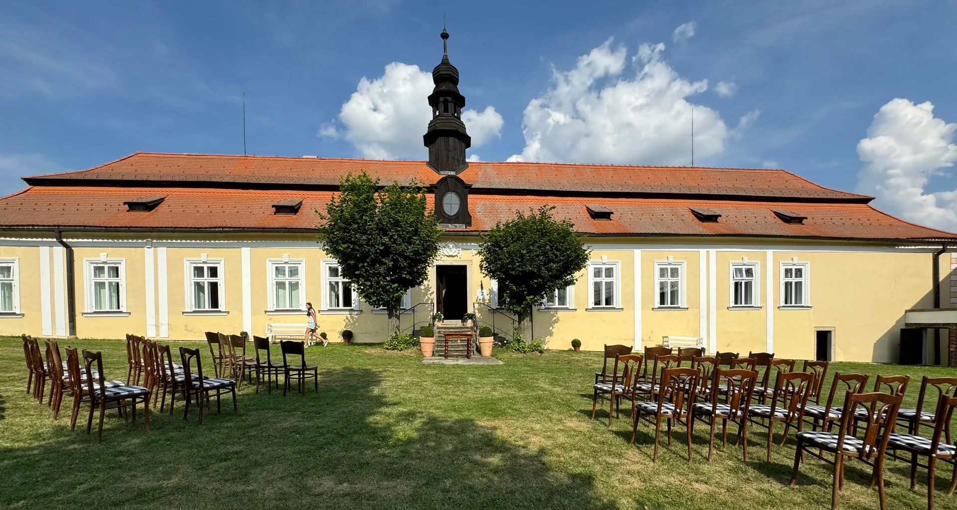 Dvůr Palupín - obrázek 1