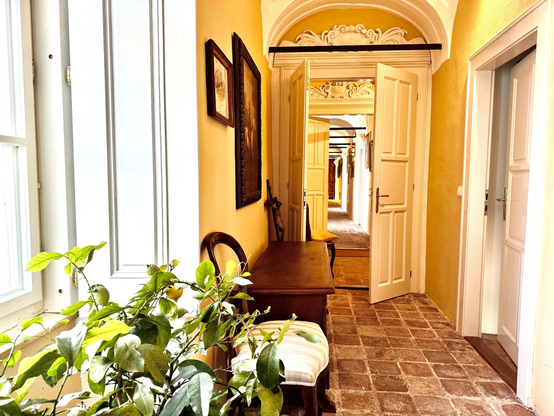 Gallery 4