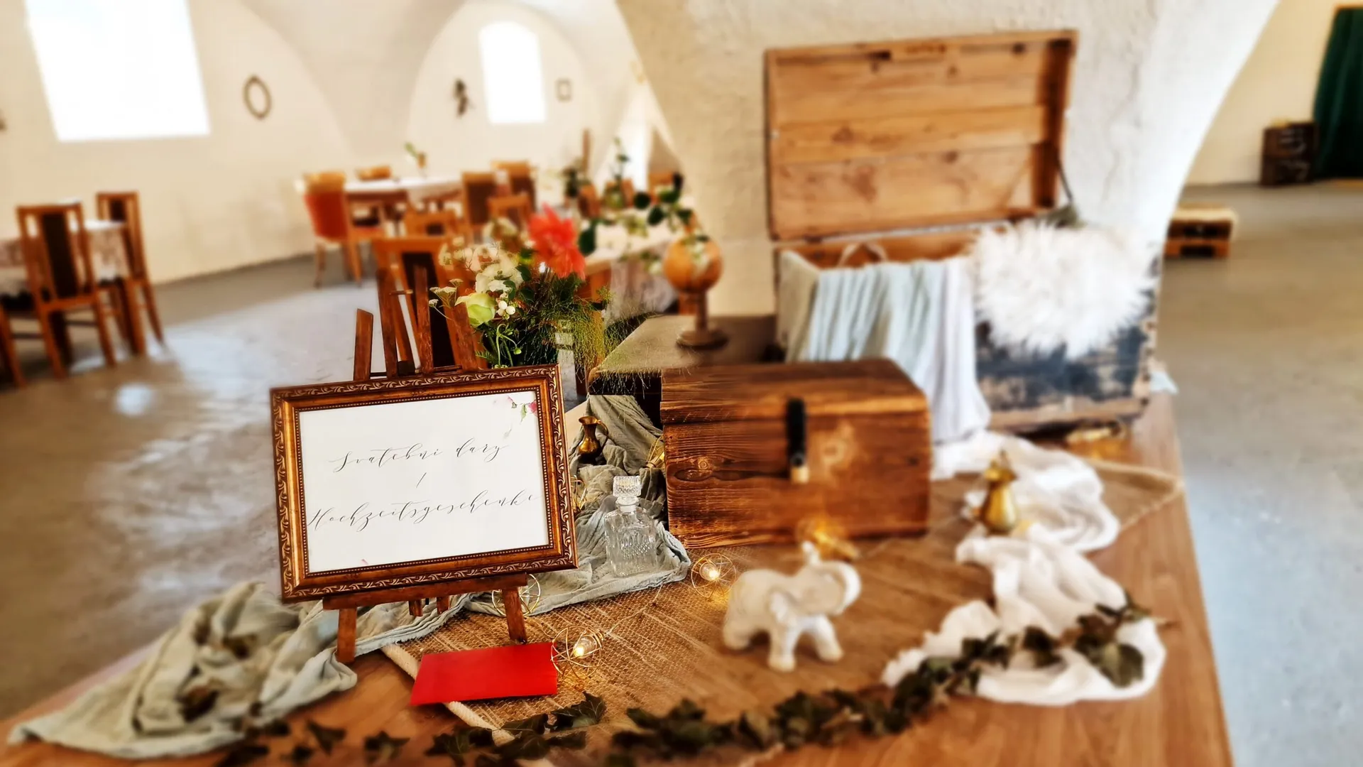 Zámecký dvůr Černousy